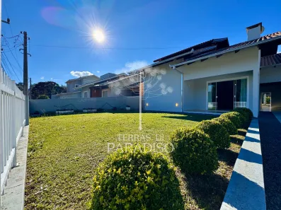 Casa com 4 Quartos à venda, 515m² no Cascatas, Campo Alegre