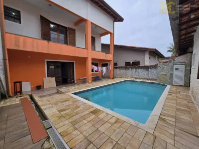 Sobrado com 5 Quartos à venda, 295m² no Jardim Icaraiba, Peruíbe
