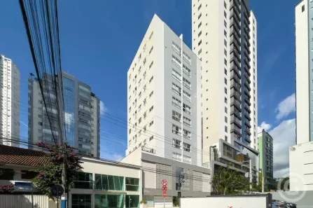 Apartamento com 3 Quartos para alugar, 97m² no Pioneiros, Balneário Camboriú