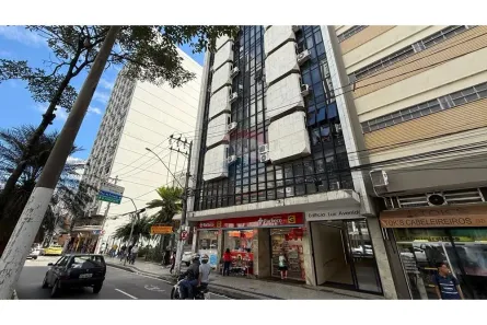 Sala Comercial para alugar, 30m² no Centro, Juiz de Fora