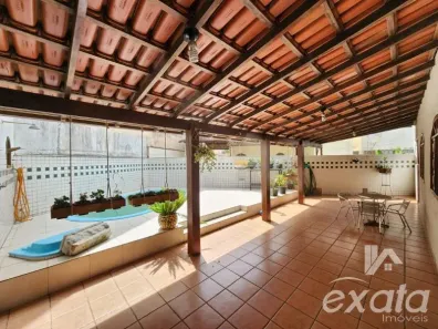 Casa com 5 Quartos à venda, 180m² no Parque Residencial Laranjeiras, Serra