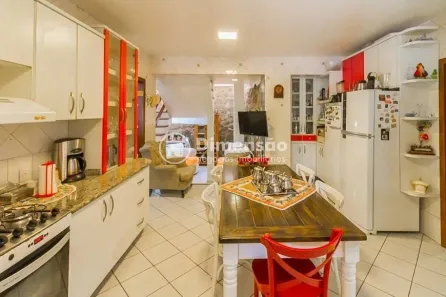 Casa com 5 Quartos à venda, 235m² no Trindade, Florianópolis