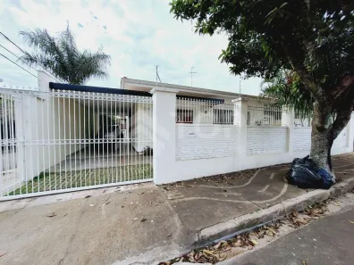 Casa com 4 Quartos à venda, 223m² no Jardim Macarenco, São Carlos
