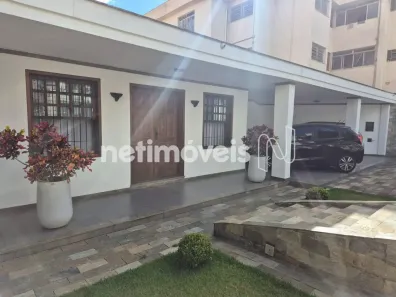 Casa com 3 Quartos à venda, 193m² no Alto Barroca, Belo Horizonte