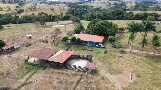 Fazenda/Sítio com 3 Quartos à venda, 212960m² no , Itauçu