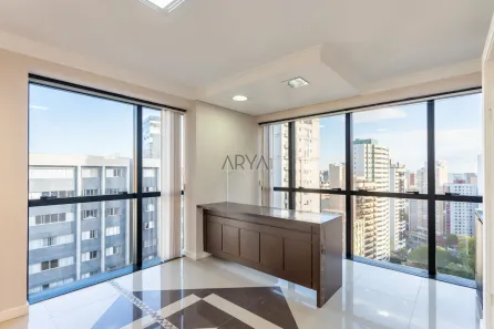 Sala Comercial à venda, 165m² no Batel, Curitiba