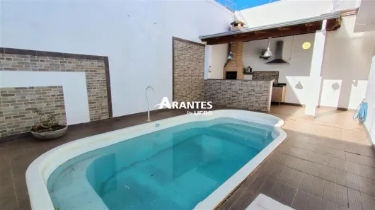 Casa com 3 Quartos à venda, 135m² no Granada, Uberlândia