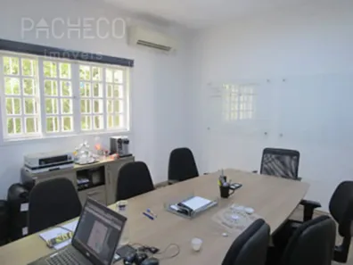 Casa com 7 Quartos à venda, 240m² no Sumaré, São Paulo