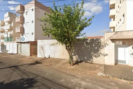 Lote/Terreno à venda, 360m² no Santa Mônica, Uberlândia