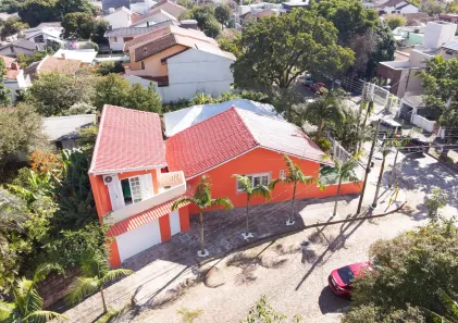 Casa com 4 Quartos à venda, 132m² no Teresópolis, Porto Alegre