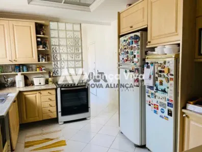 Casa com 1 Quarto à venda, 60m² no Maravista, Niterói