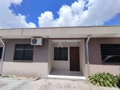 Casa com 2 Quartos à venda, 47m² no Centro, Cascavel
