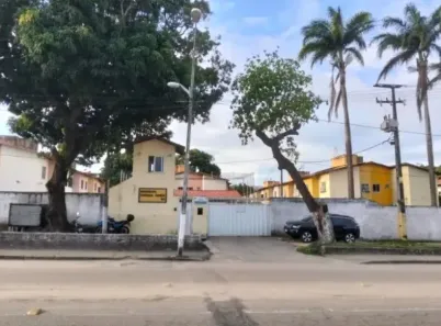 Apartamento com 2 Quartos para alugar, 40m² no Conjunto Palmeiras, Fortaleza