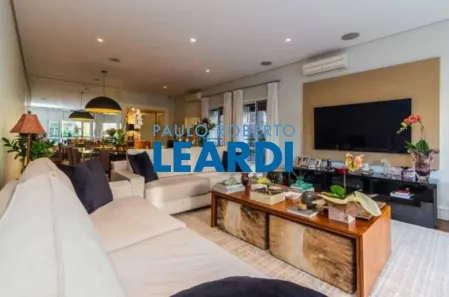 Apartamento com 4 Quartos à venda, 220m² no Alto de Pinheiros, São Paulo