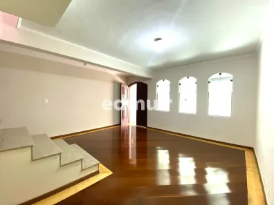 Sobrado com 3 Quartos à venda, 183m² no Jardim Itapoan, Santo André