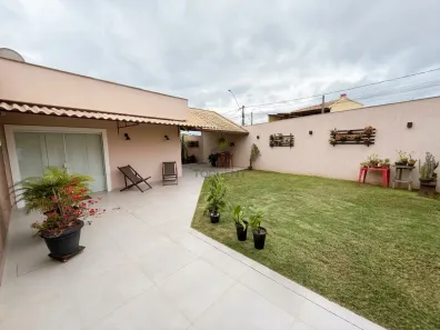 Casa com 3 Quartos à venda, 89m² no Três Poços, Volta Redonda