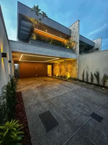 Sobrado com 3 Quartos à venda, 210m² no Jardim Atlântico, Goiânia