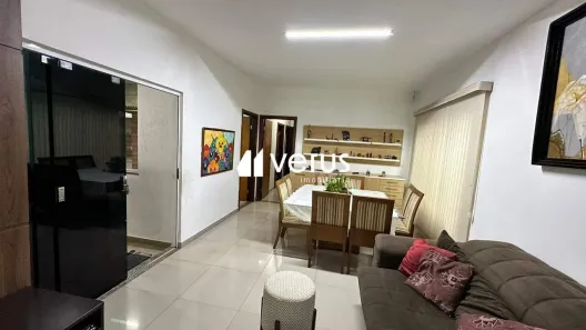 Casa com 3 Quartos à venda, 120m² no Jardim Patrícia, Uberlândia
