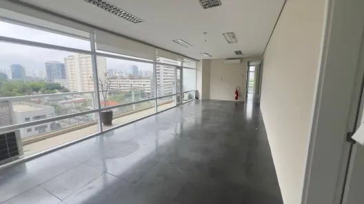 Sala Comercial para alugar, 200m² no Cidade Monções, São Paulo