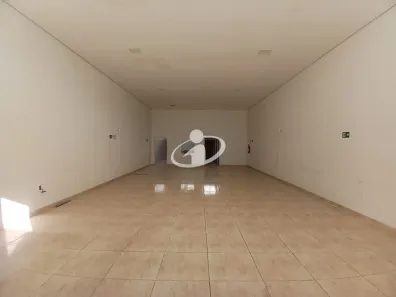 Ponto Comercial para alugar, 200m² no Martins, Uberlândia