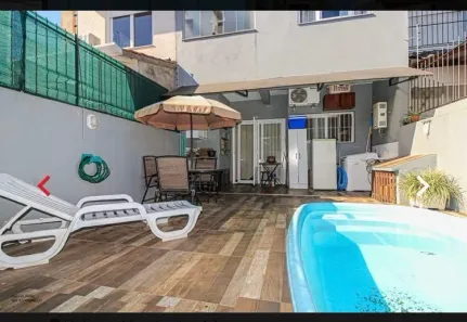 Casa com 3 Quartos à venda, 137m² no Hípica, Porto Alegre