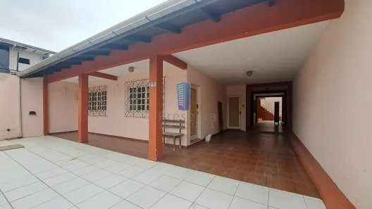 Imóvel Comercial com 4 Quartos para alugar, 180m² no Dom Bosco, Itajaí