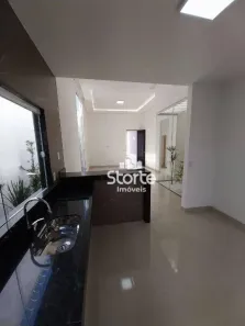 Casa com 3 Quartos à venda, 165m² no Laranjeiras, Uberlândia