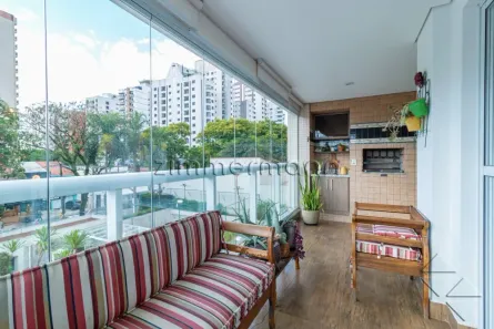 Apartamento com 3 Quartos à venda, 143m² no Vila Hamburguesa, São Paulo