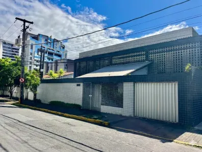 Imóvel Comercial com 10 Quartos à venda, 275m² no Casa Forte, Recife
