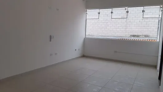 Sala Comercial para alugar, 110m² no Centro, Jacareí