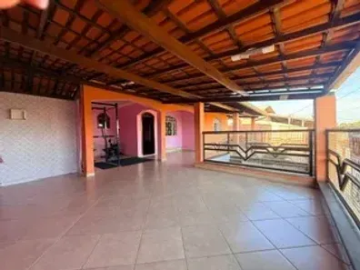Casa com 3 Quartos à venda, 207m² no Bom Retiro, Betim