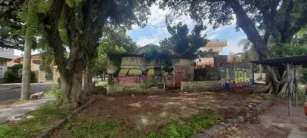 Lote/Terreno à venda, 968m² no Pedra Redonda, Porto Alegre