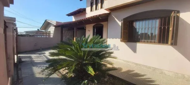 Sobrado com 4 Quartos à venda, 240m² no Vila Fátima, Cachoeirinha