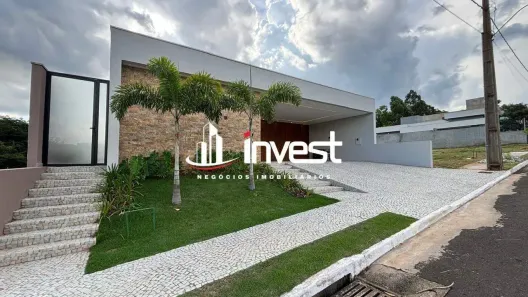 Casa de Condomínio com 4 Quartos à venda, 273m² no Jockey Park II, Uberaba