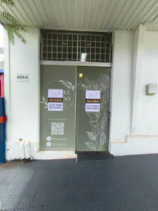 Prédio Comercial para alugar, 39m² no Zona 04, Maringá