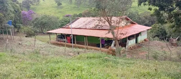 Fazenda/Sítio com 3 Quartos à venda, 30000m² no , Entre Rios de Minas