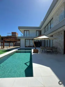 Casa de Condomínio com 5 Quartos à venda, 400m² no Guarajuba (Monte Gordo), Camaçari