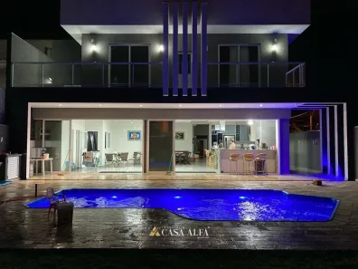 Sobrado com 6 Quartos à venda, 411m² no , Matinhos