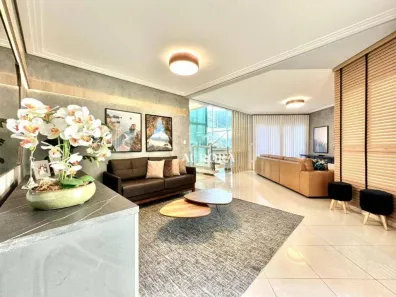 Casa de Condomínio com 3 Quartos à venda, 395m² no Parque Residencial Alcântara, Londrina