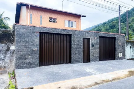 Casa com 5 Quartos à venda, 235m² no Cidade da Criança, Praia Grande