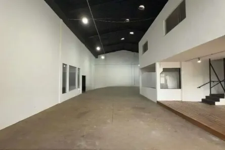 Galpão/Depósito/Armazém para alugar, 807m² no Gleba Fazenda Palhano, Londrina