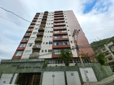 Apartamento com 3 Quartos para alugar, 120m² no Centro, Juiz de Fora