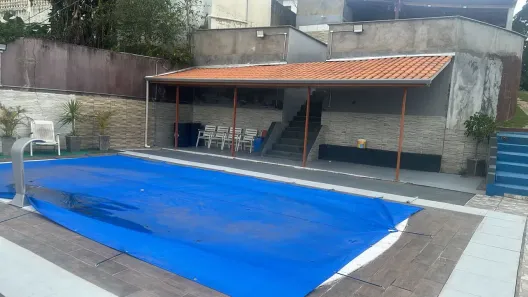 Fazenda/Sítio com 3 Quartos à venda, 1300m² no Centro, Juquitiba