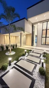 Casa com 3 Quartos à venda, 234m² no Jardim Europa, Goiânia