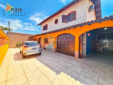 Casa com 3 Quartos à venda, 245m² no Boqueirão, Praia Grande