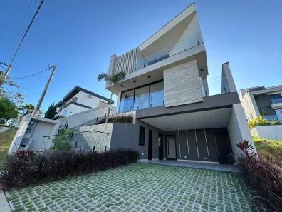 Sobrado com 4 Quartos à venda, 313m² no Fazenda Rodeio, Mogi das Cruzes