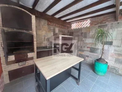 Imóvel Comercial com 4 Quartos para alugar, 200m² no Gonzaga, Santos