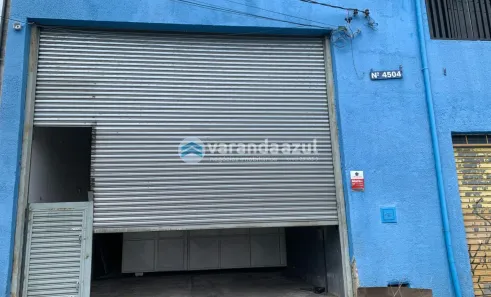 Galpão/Depósito/Armazém para alugar, 857m² no Botujuru, Mogi das Cruzes