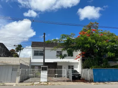 com 6 Quartos para alugar, 340m² no Salgadinho, Olinda