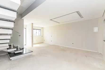Sobrado com 3 Quartos à venda, 154m² no Cidade Industrial, Curitiba